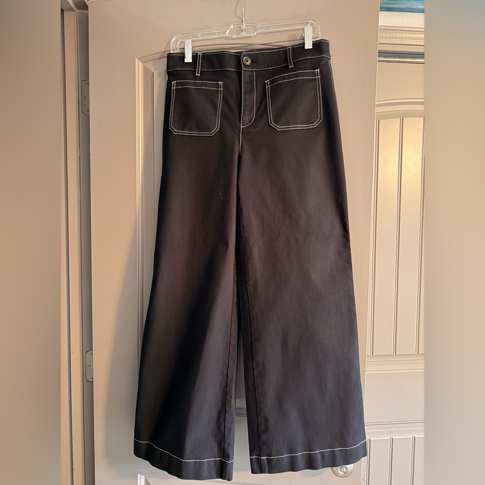 Light weight black wide leg Palmer trousers from Loft. Size 4.